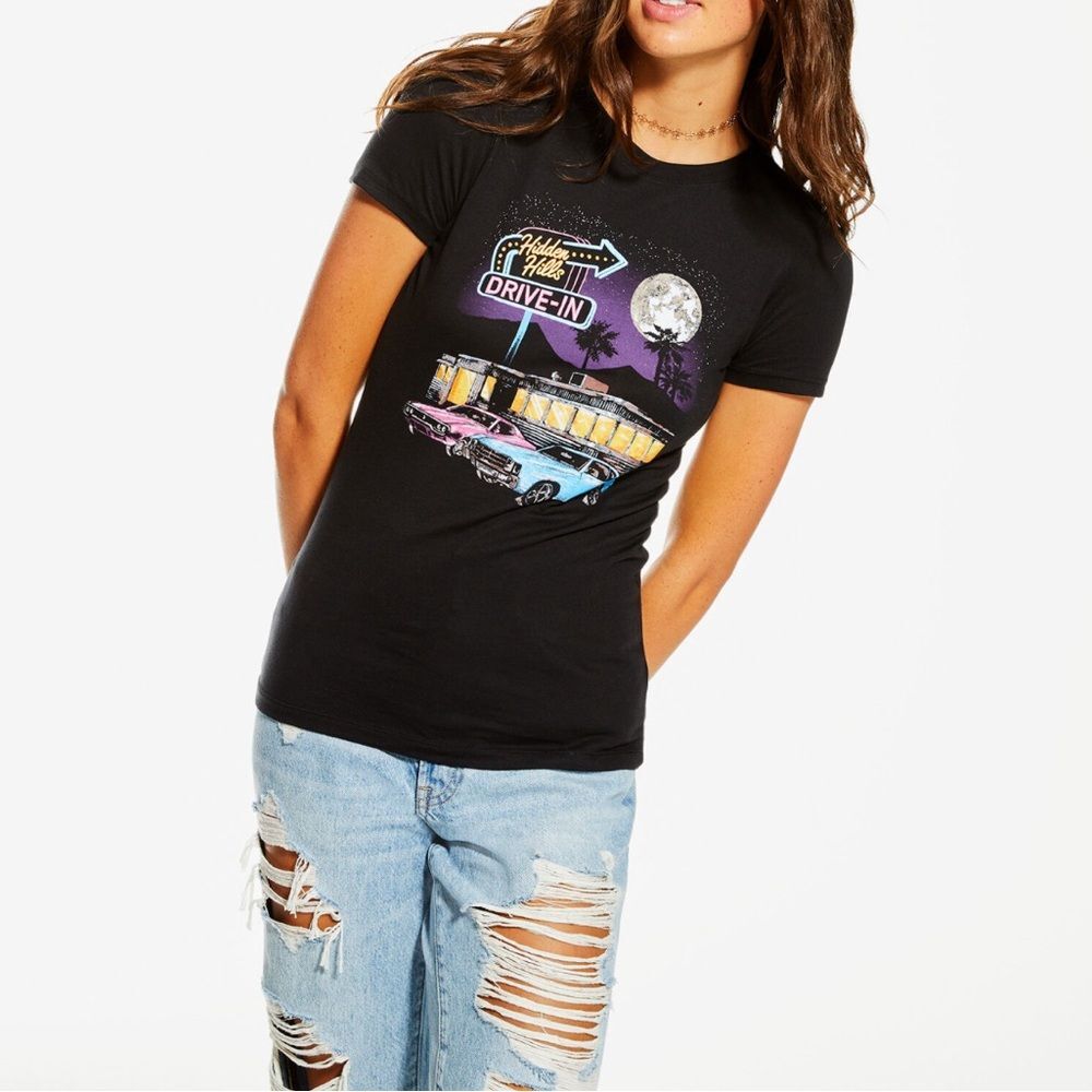 Aeropostale Women’s Hidden Hills Drive-In Graphic Tee in Black | Size Large